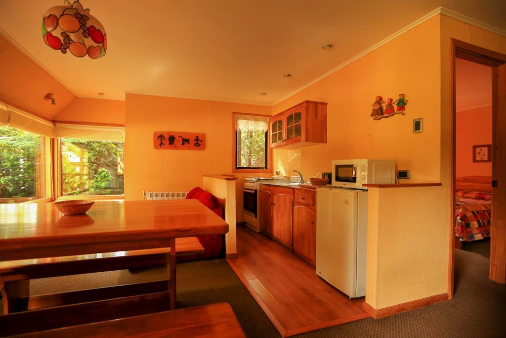 Hotel Y Cabanas Patagonia Green Puerto Aysen Room photo