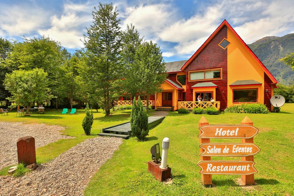 Hotel Y Cabanas Patagonia Green Puerto Aysen Exterior photo
